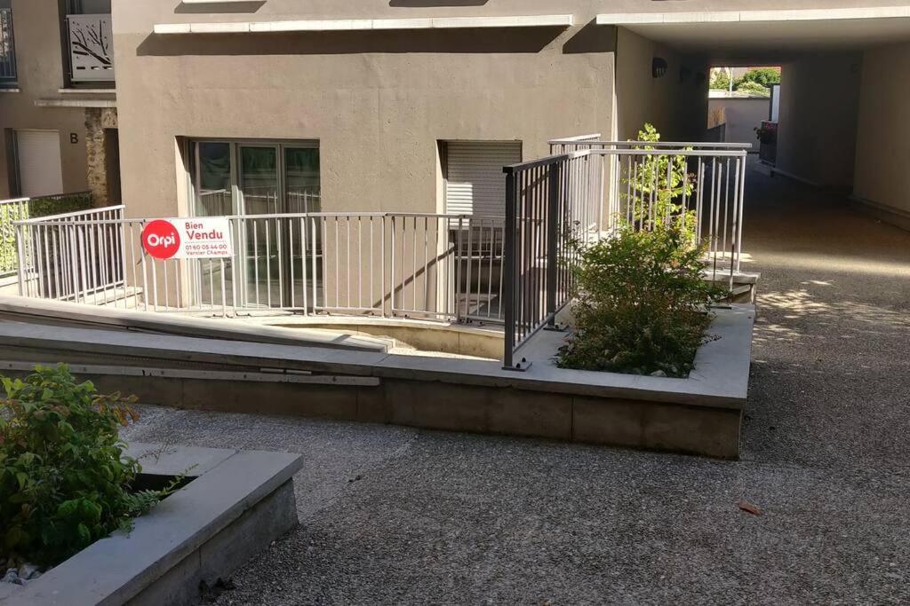 Cocon De Champs *Disney*Paris*Wifi* Exterior foto